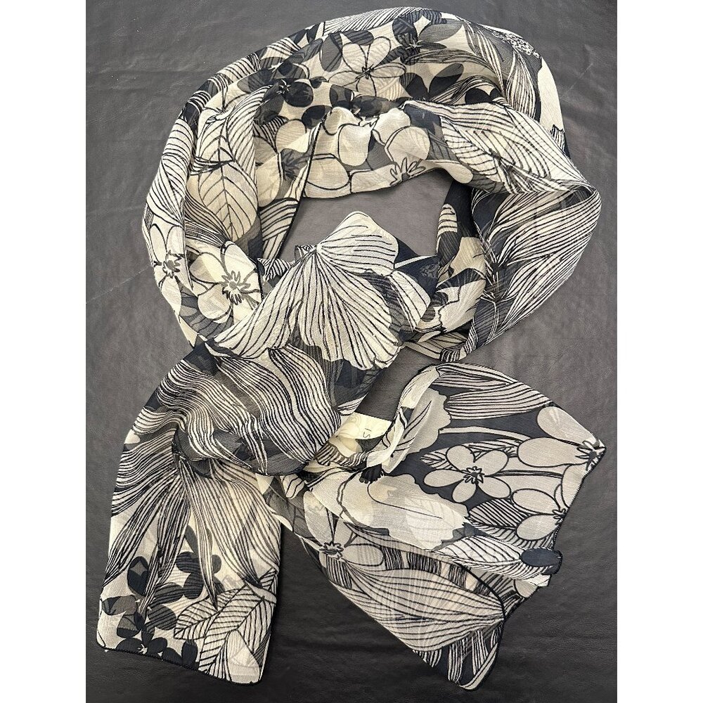 New Dana Herbert 100% Silk Scarf Handmade in Oregon 13”x58” Black and White‎